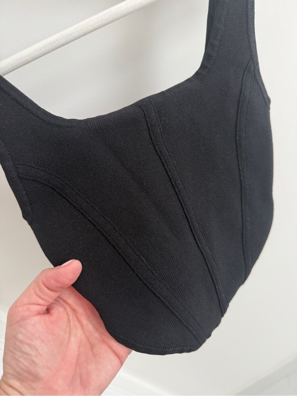 Aritzia Black Sculpted Knit Crop Tank